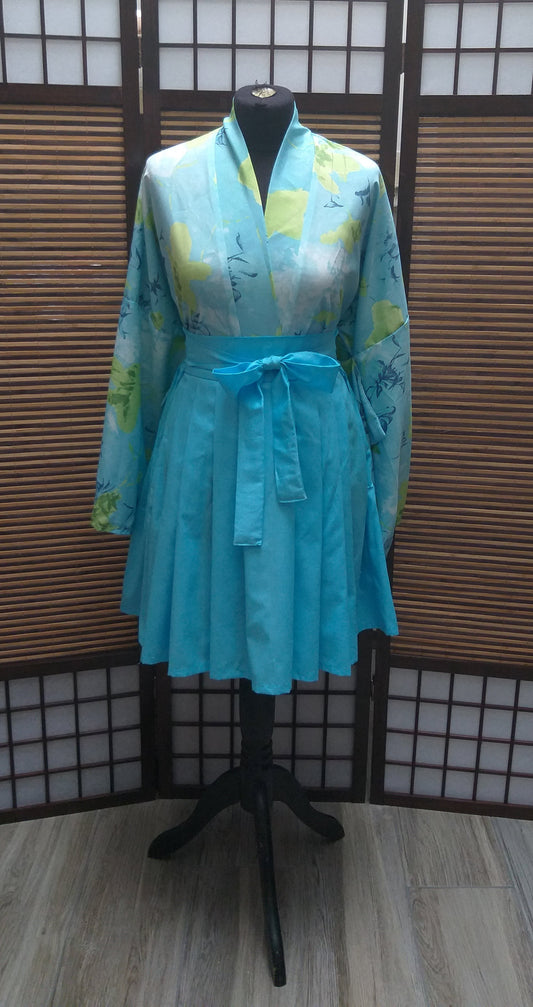 Kimono veste bleu floral
